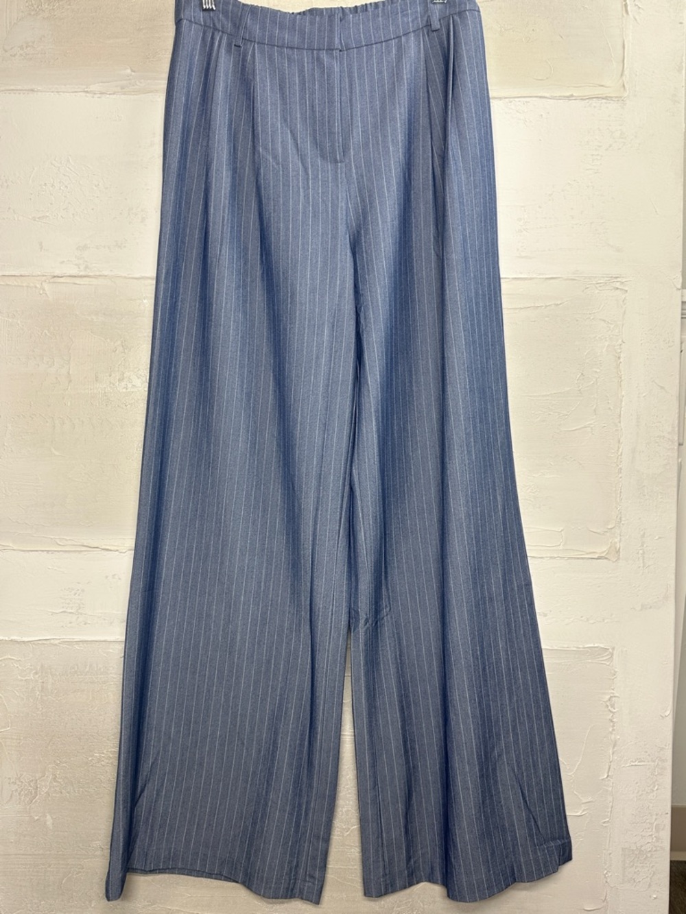 New with tags. Skies are Blue. Blue pinstripe wide leg pants